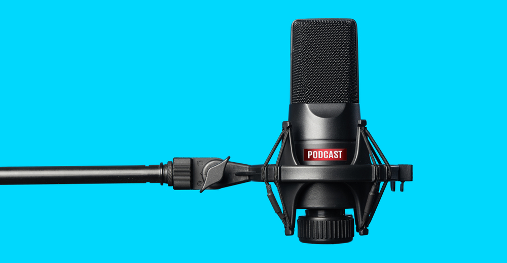 Imágen de un micrófono para grabar podcasts educativos de inglés 